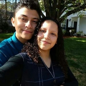 Meet your Posher, Franyelis